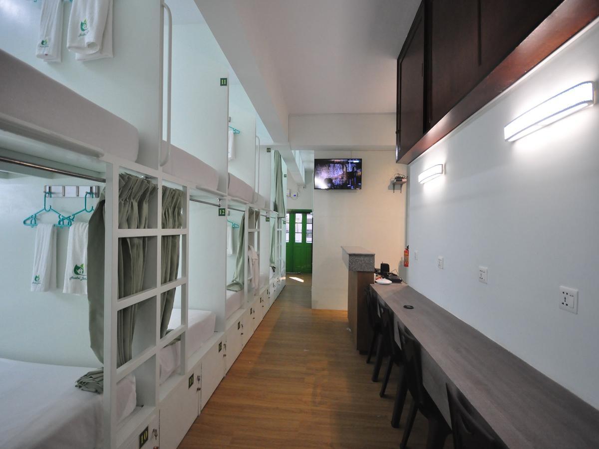 Hostel Latha Rangun Kültér fotó
