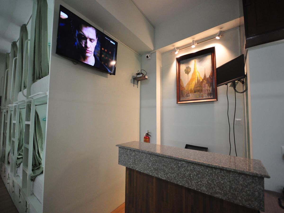 Hostel Latha Rangun Kültér fotó