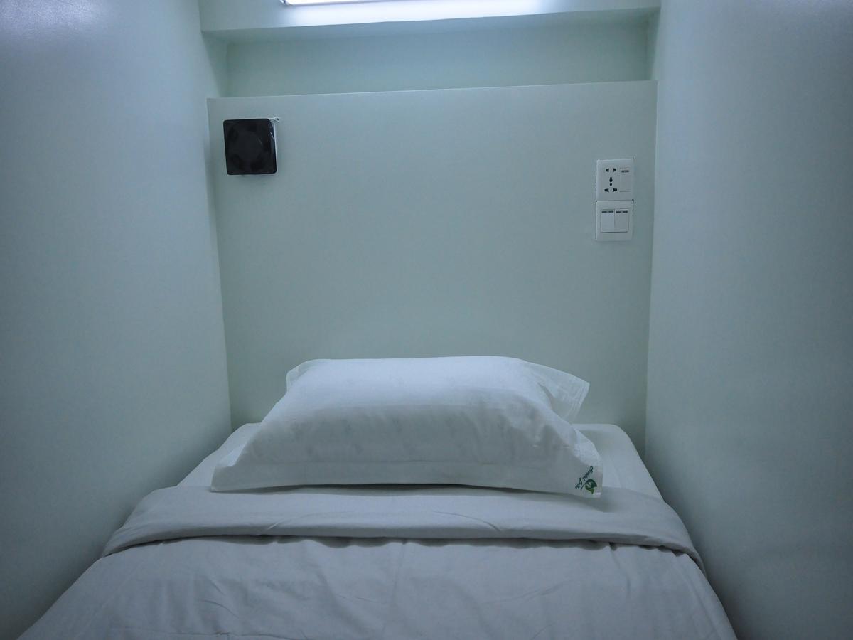 Hostel Latha Rangun Kültér fotó
